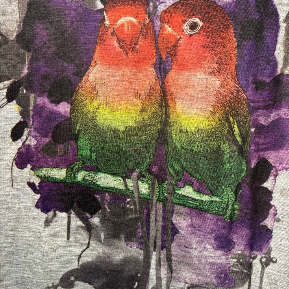 ❤️ 5 for $20! Faith 21 Parrots graphic tee - Picture 2 of 5